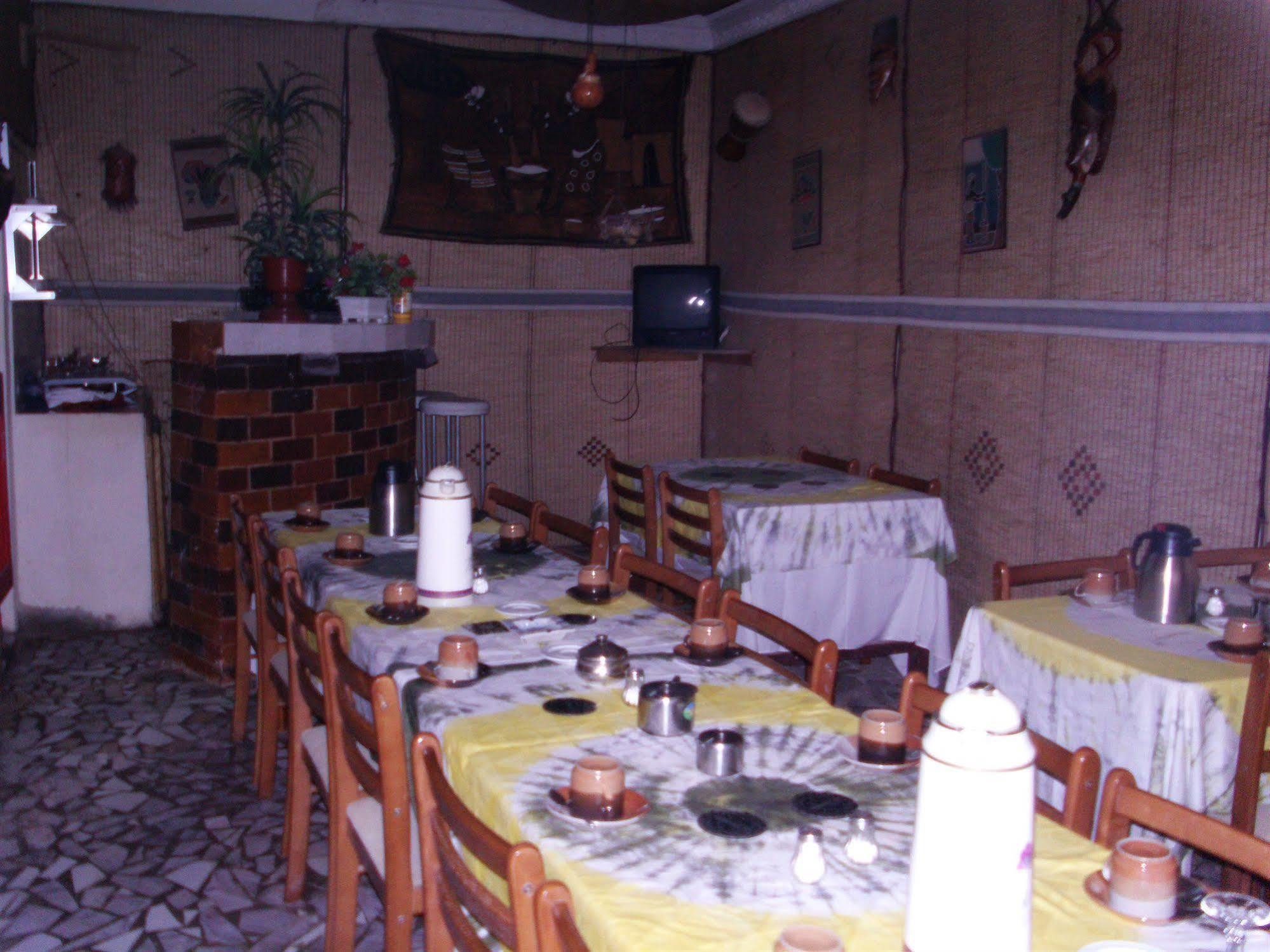 Ikrama - Hostel Nouakchott Esterno foto