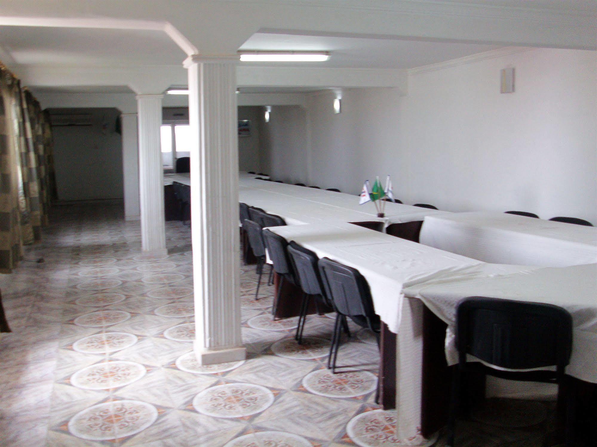 Ikrama - Hostel Nouakchott Esterno foto